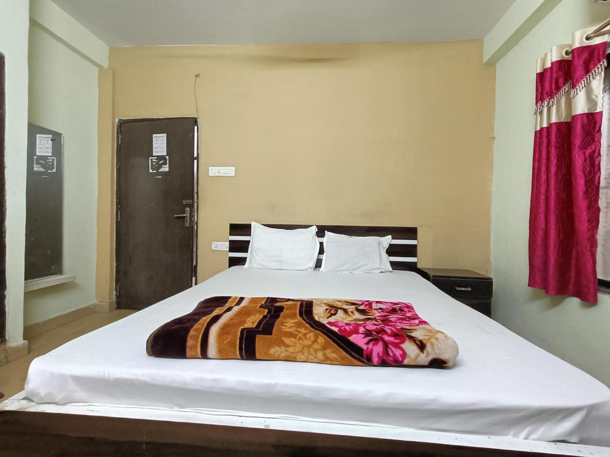 Rest Inn Hotel Newtown Road Near Tata Medical Calcutta Exteriör bild